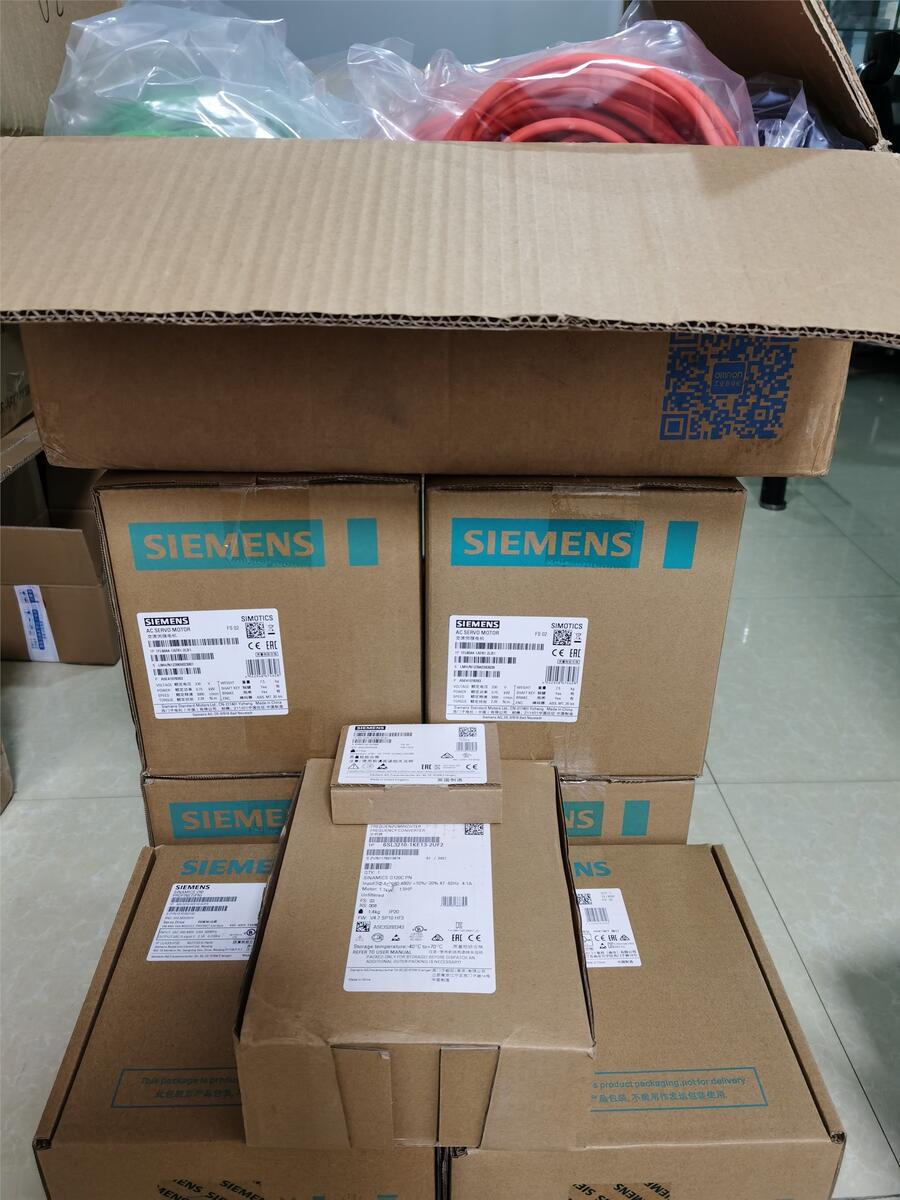 施耐德電感型接近開關(guān)XSAV11801庫存高防護等級